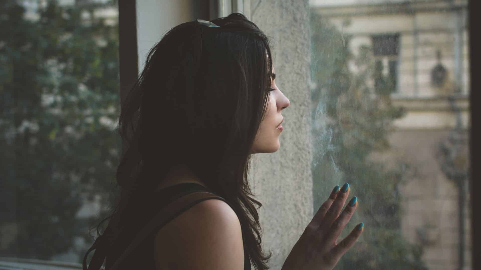 How to make your ex girlfriend miss you